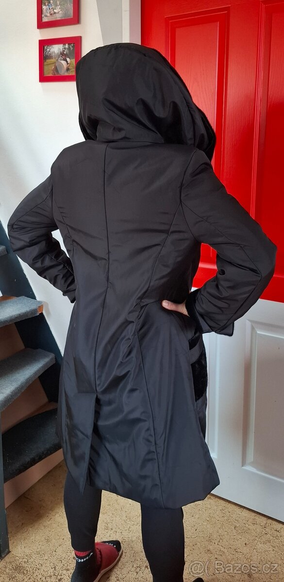 Černý dámský kabát 44 - 2