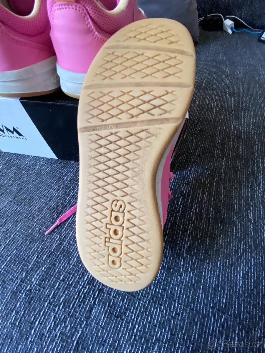 Dívčí boty Adidas - 2