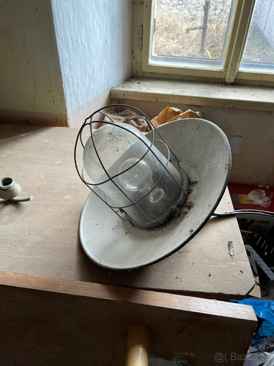 Tovární lampy vintage - 2