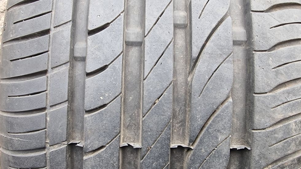 Letní pneumatika 235/30/20 Green Max - 2