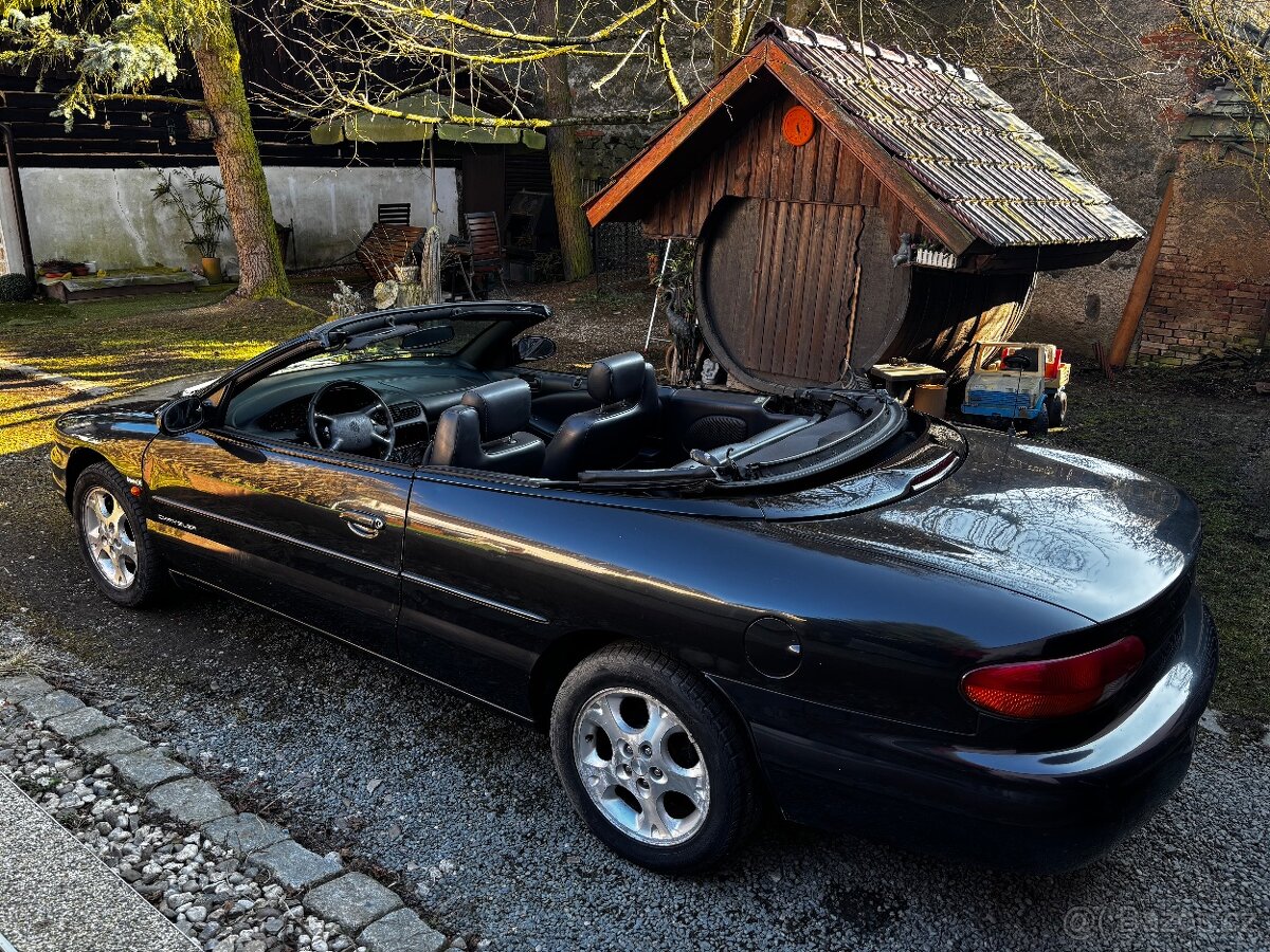 Chrysler Stratus LX - 2