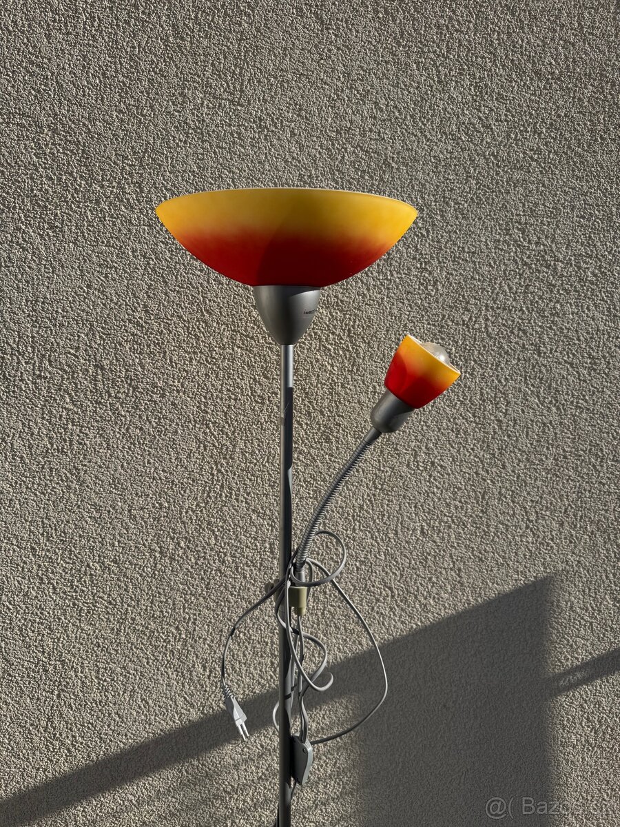 Prodám stojací lampu se čtecím světlem - 2