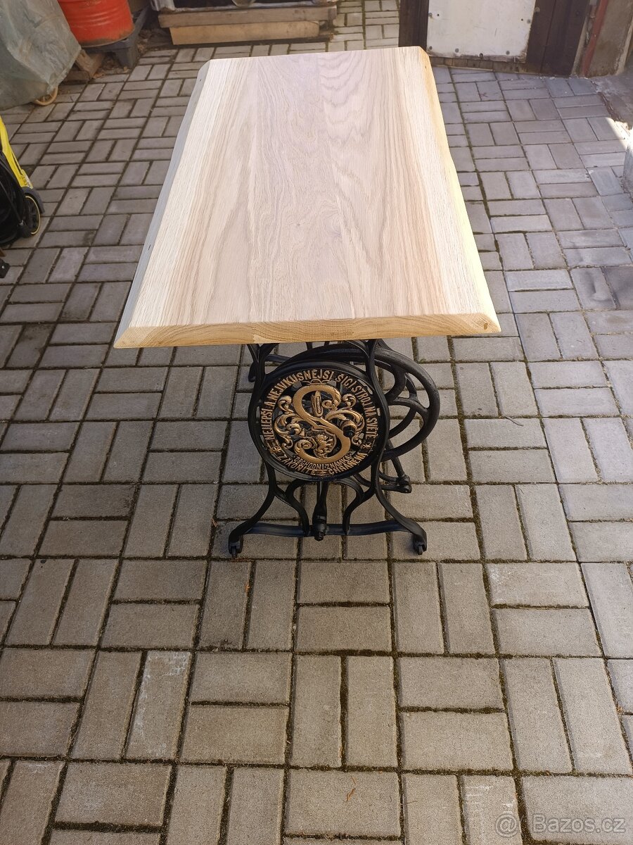Prodám dekorativní stolek - 2