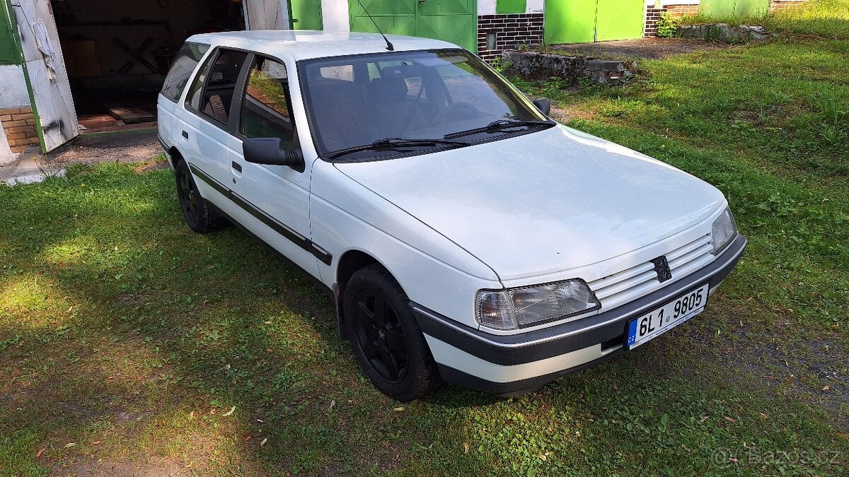 Peugeot 405 Break 1,8GRDt krásný youngtimer - 2