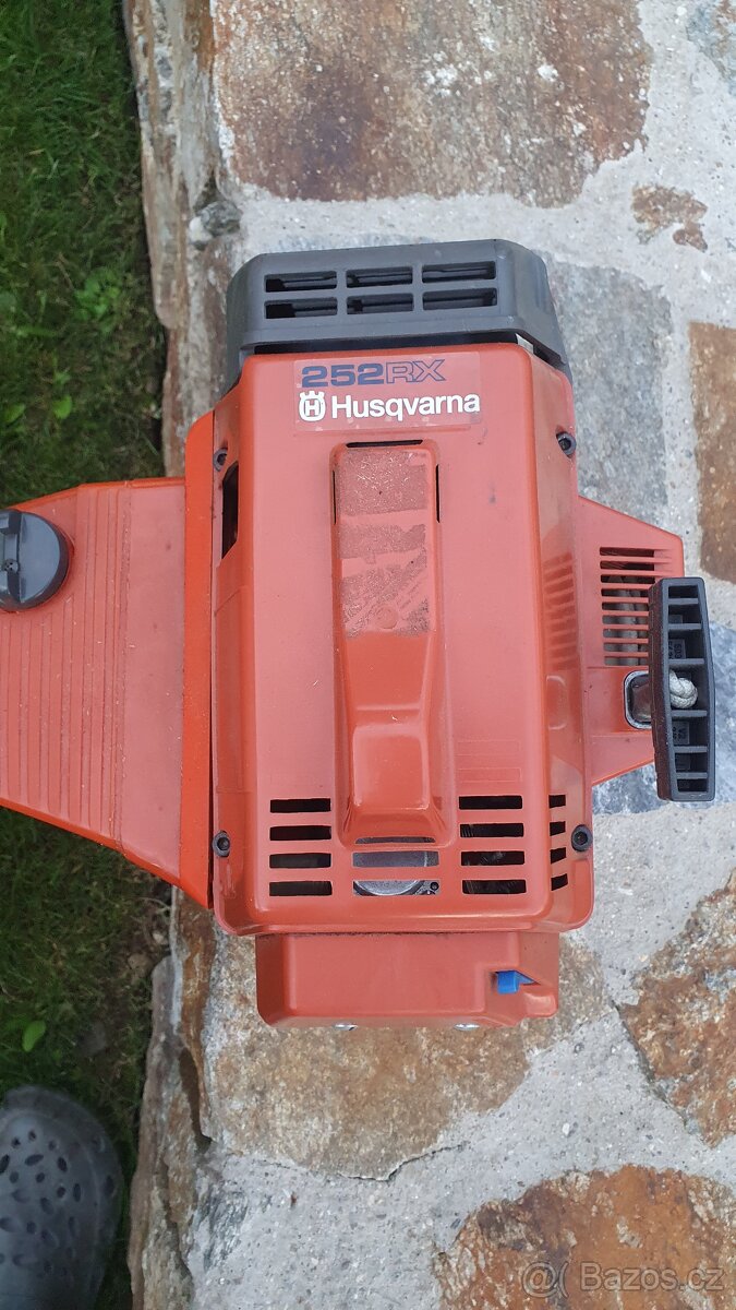 Křovinořez Husqwarna 252RX - 2