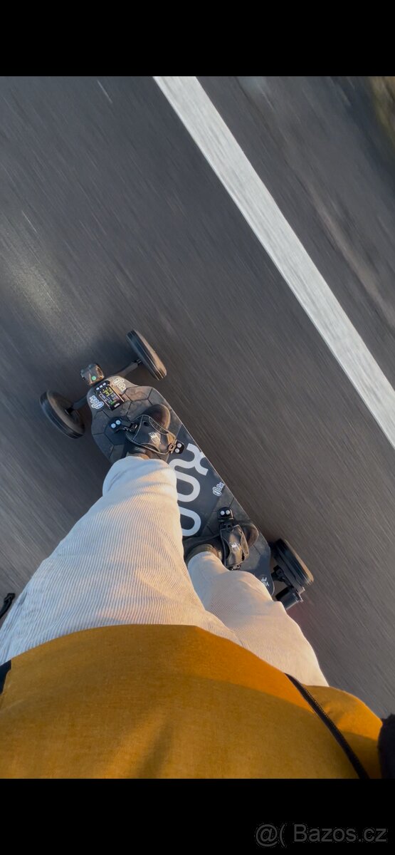 Flux AT2 elektrický longboard - 2