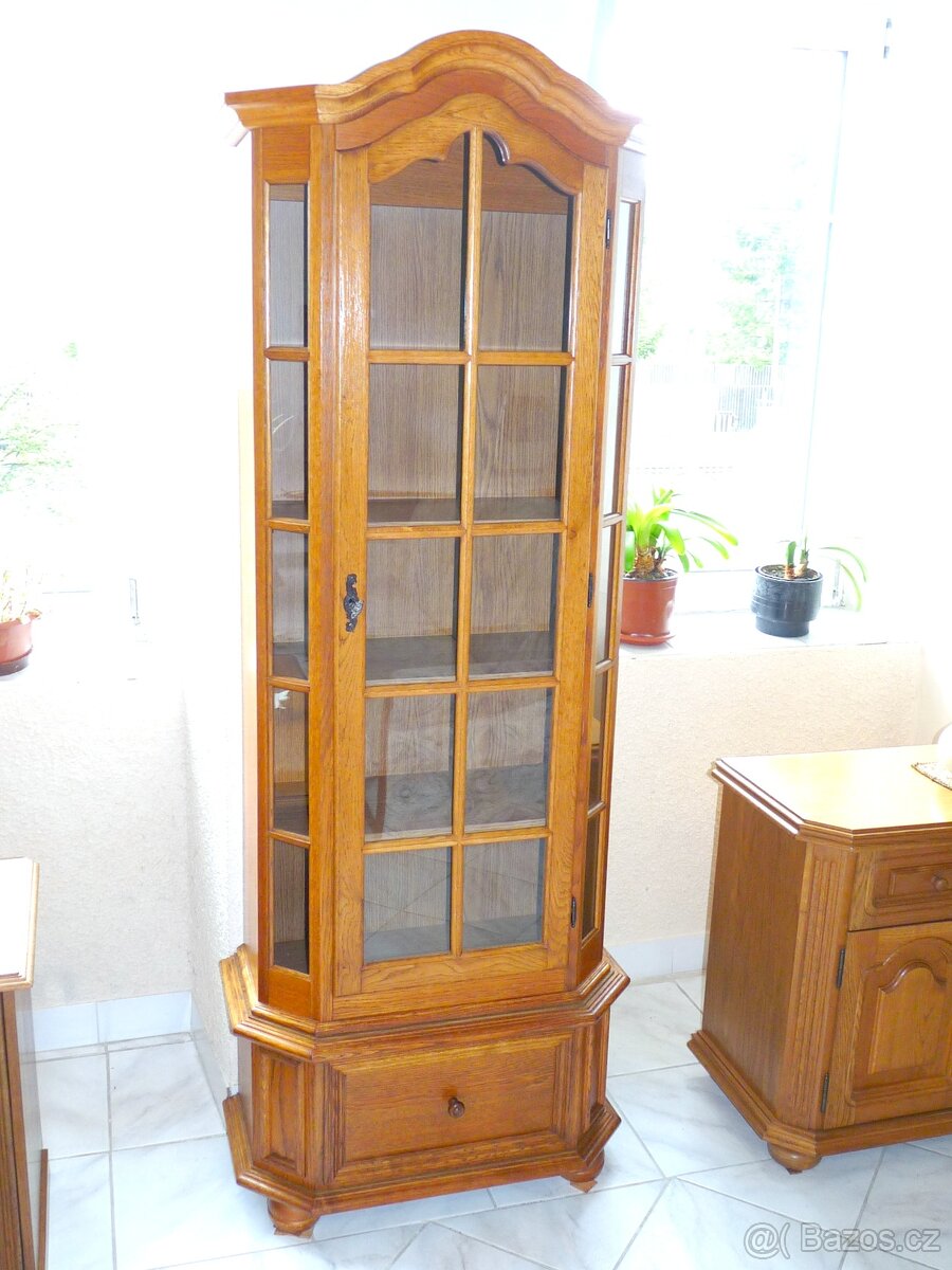 rustikální jedno dveřový skleník/ vitrína - 2