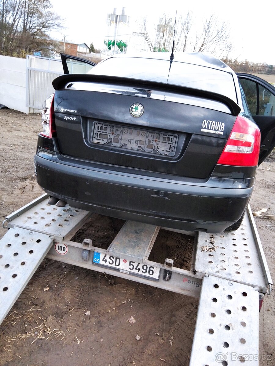 škoda octavia 2 2.0tdi černá seda sedan combi - 2