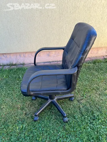 Otocna zidle kreslo cerna kozenka - 2