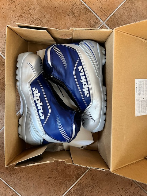 Běžky pánské, dětské, boty, hůlky - 2