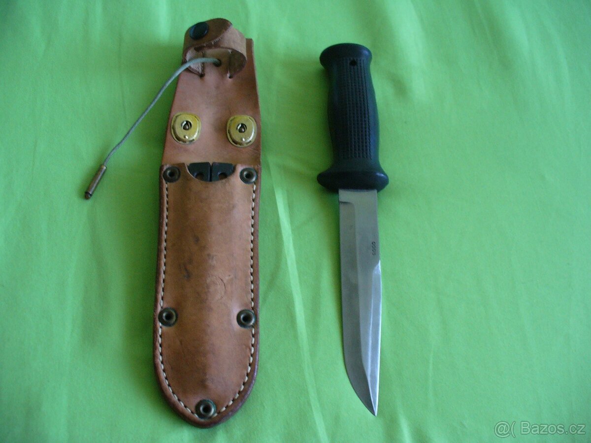 CSSR-vysadkovy utocny nuz vzor 75 UTON-serie 005. - 2