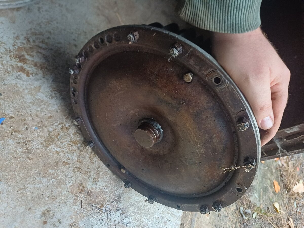 Massey Ferguson hydraulická spojka - 2