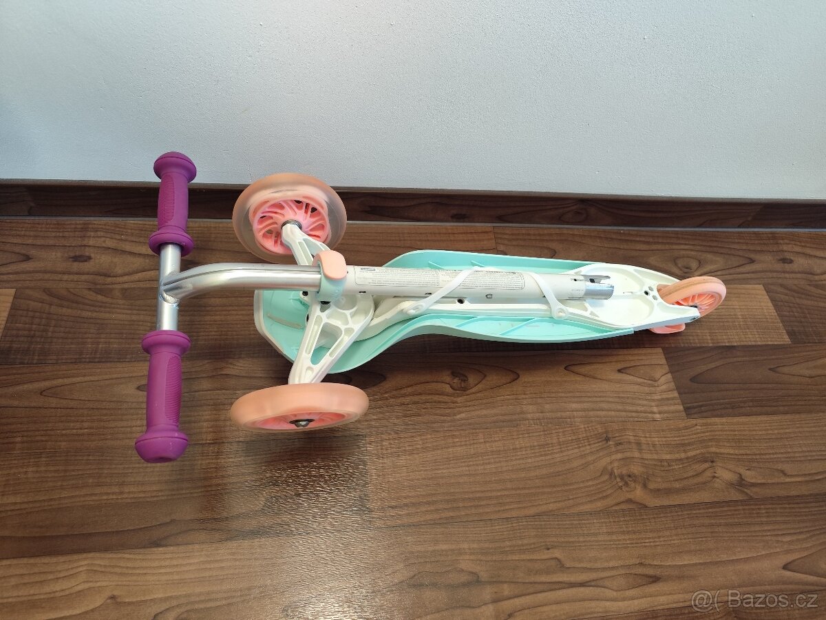 Dětská tříkolová koloběžka - 2