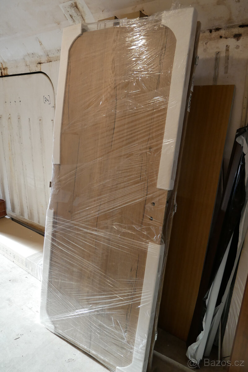 Nové dveře 80L - 2