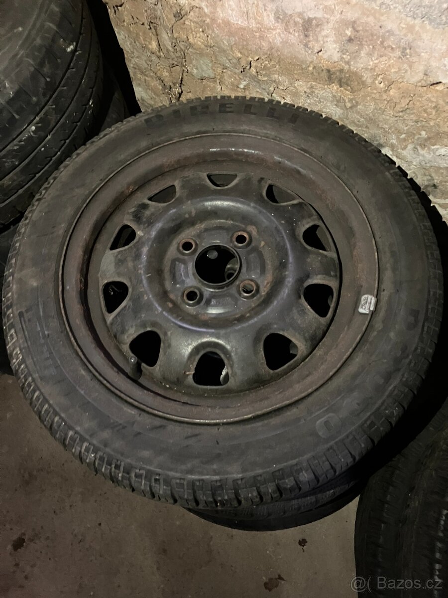 Sada letní Pirelli 155/65R14 - 2