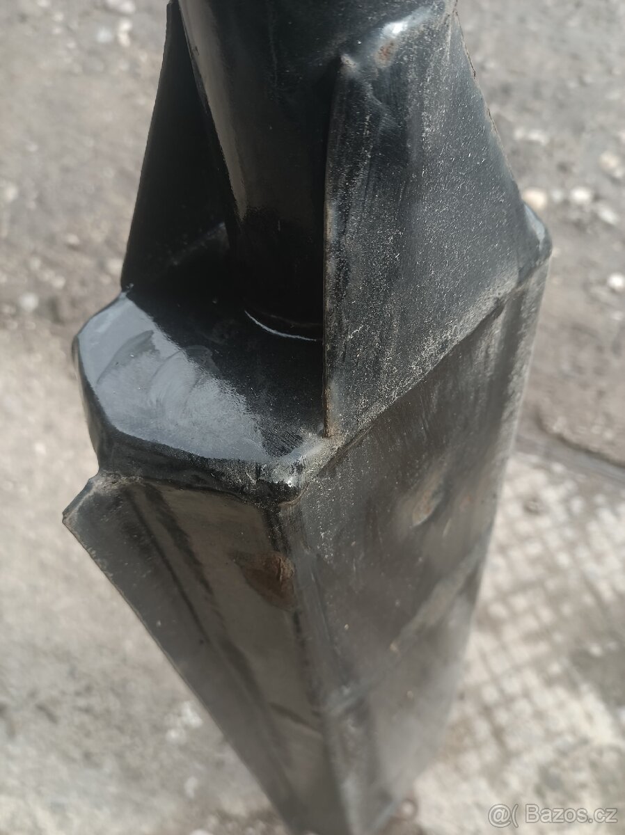 Výfuk Zetor 77xx - 2