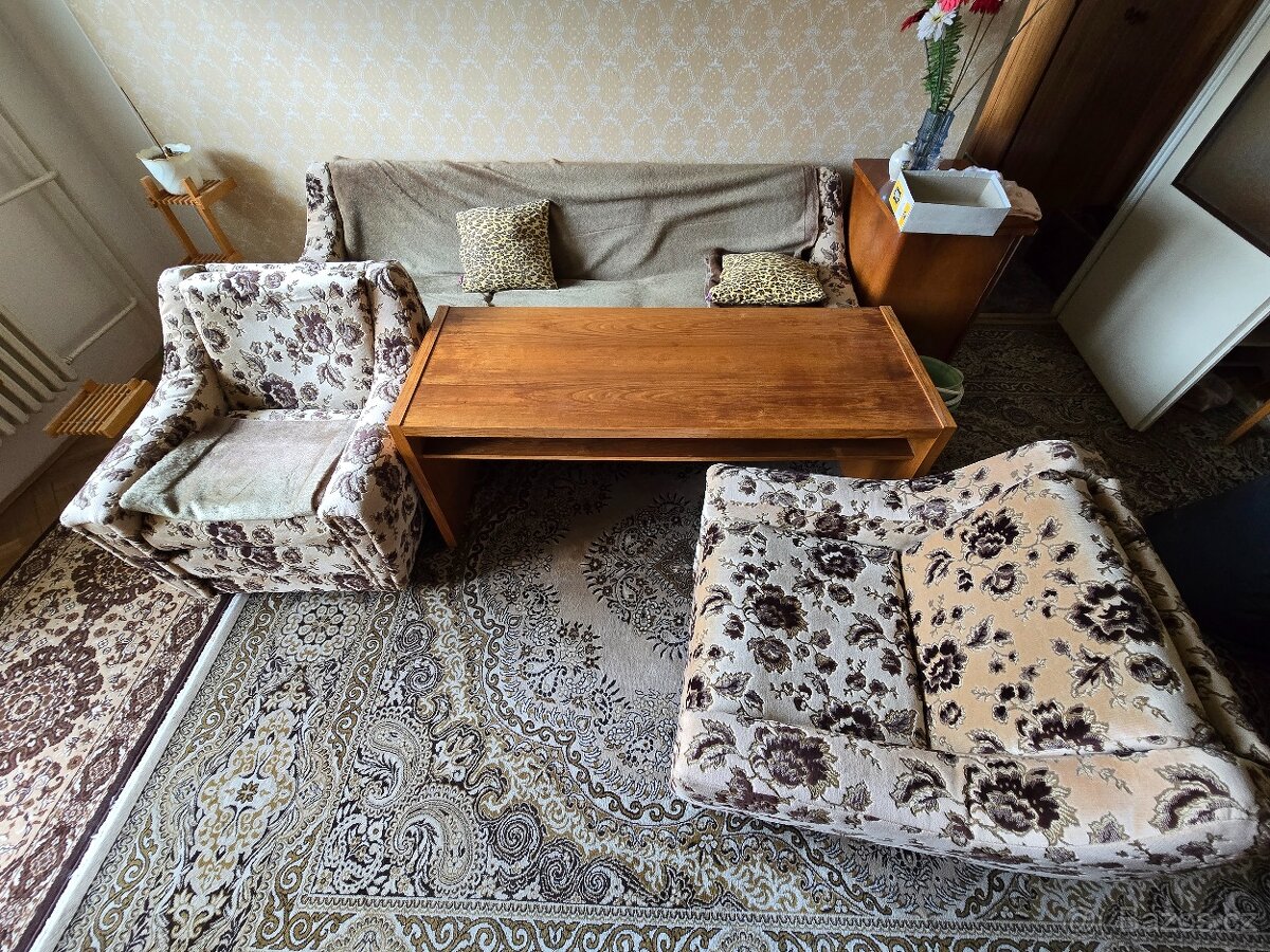 Sedací souprava, 2 křesla, stolek - 2