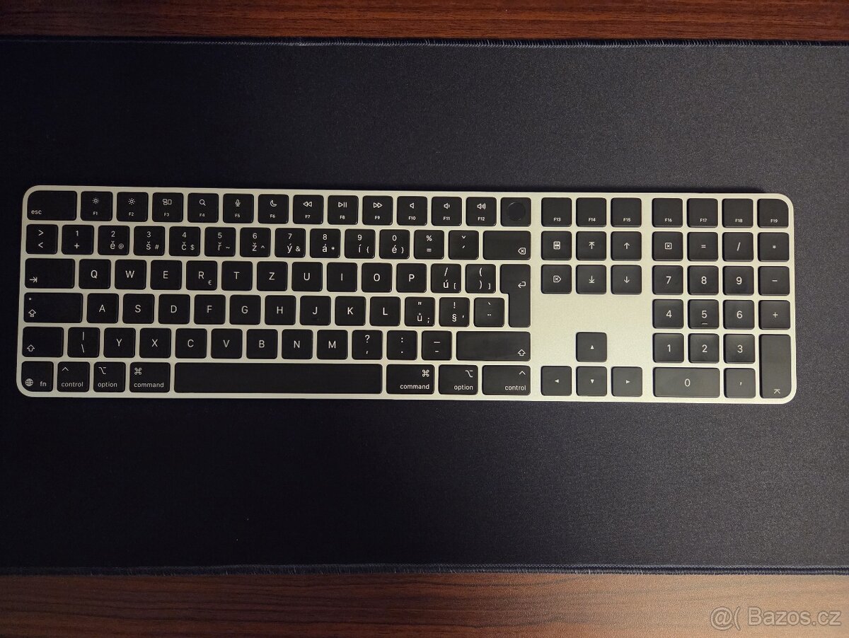 Apple Magic Keyboard s Touch ID CZ - černá (USB-C) - 2