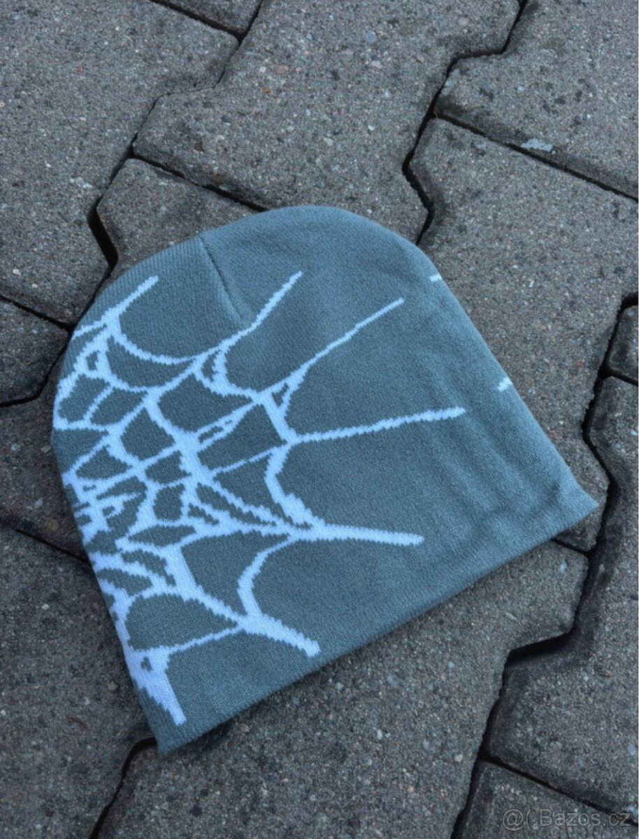 Šedý kulich se vzorem pavučiny - 2