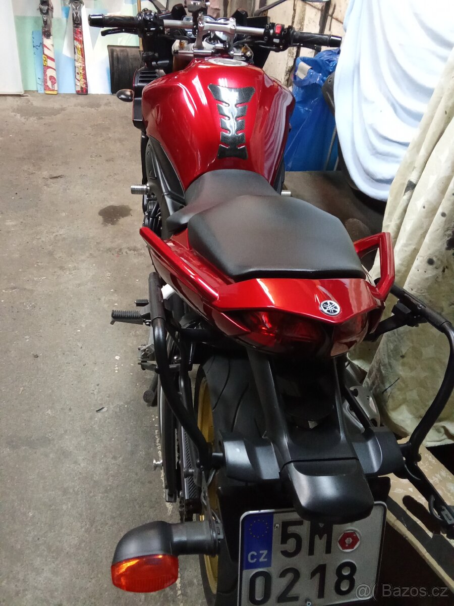 YamahaFZ1-Fazer - 2