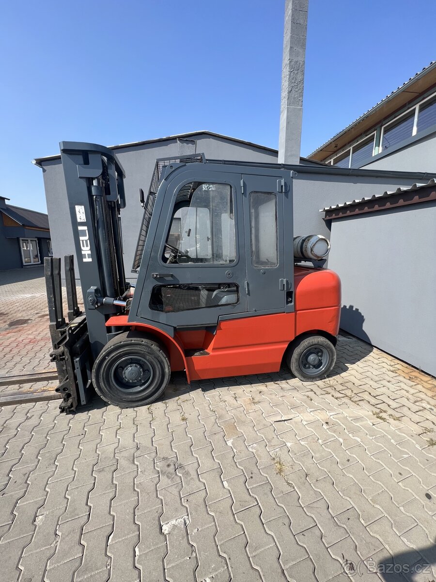 Prodám VZV Heli - 2