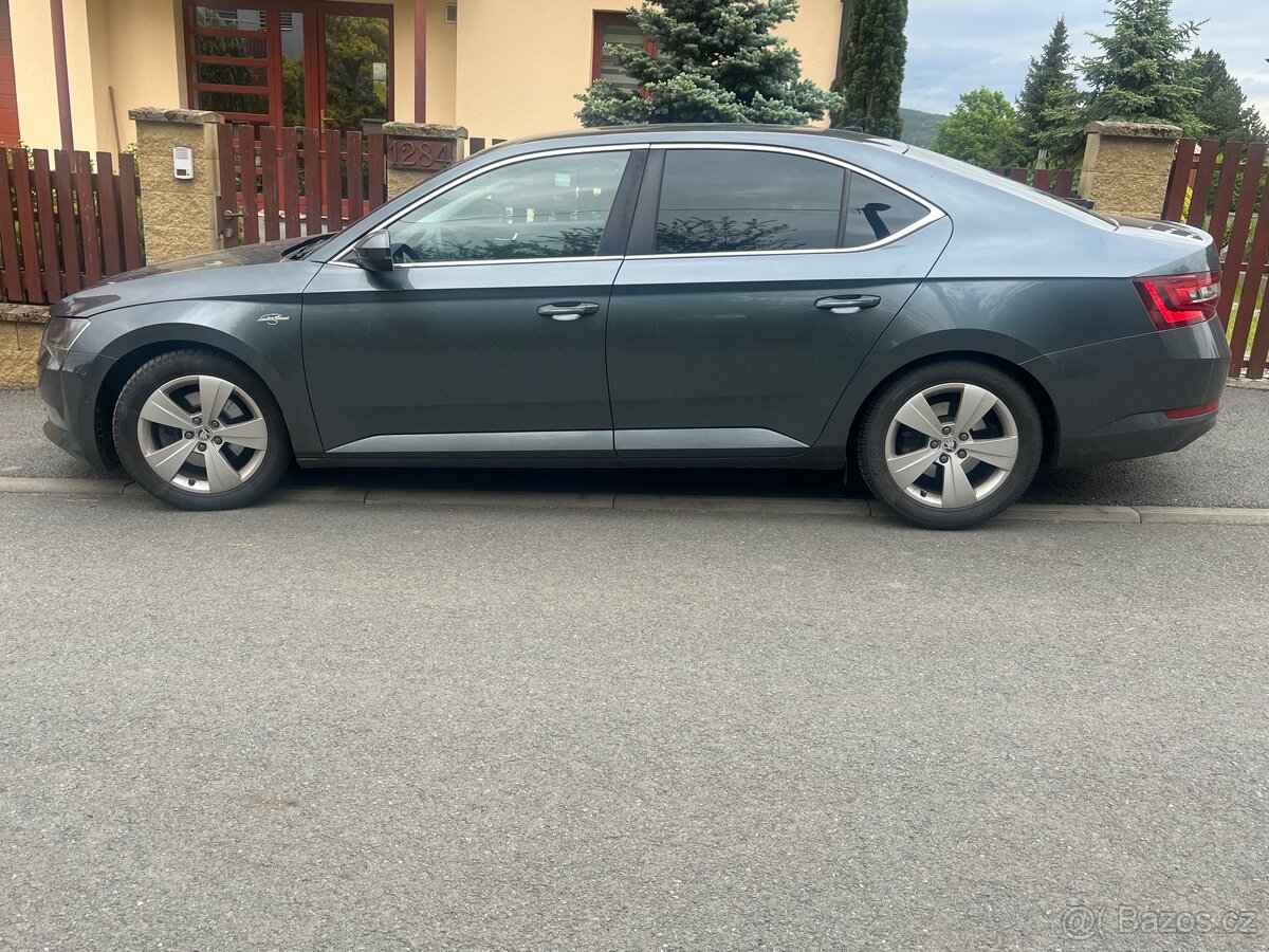 Škoda Superb Laurin & Klement - 2
