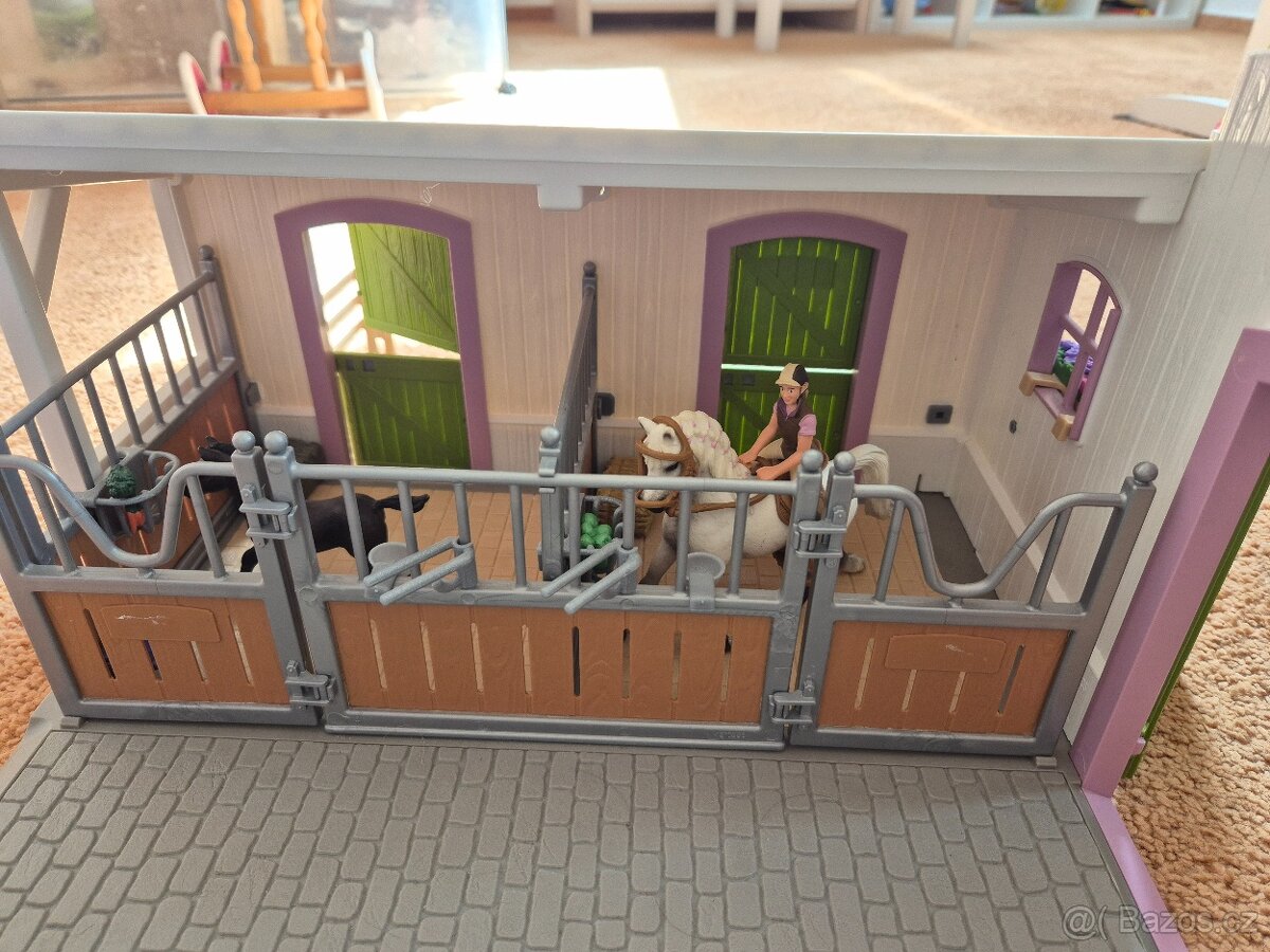 Schleich stáj 42344 - 2
