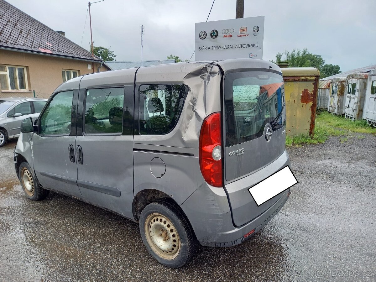 Opel combo-D - 2