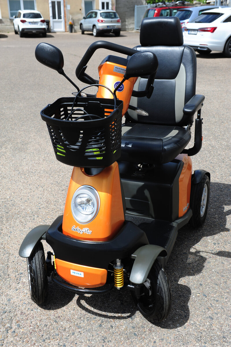 skutry pro seniory - 2
