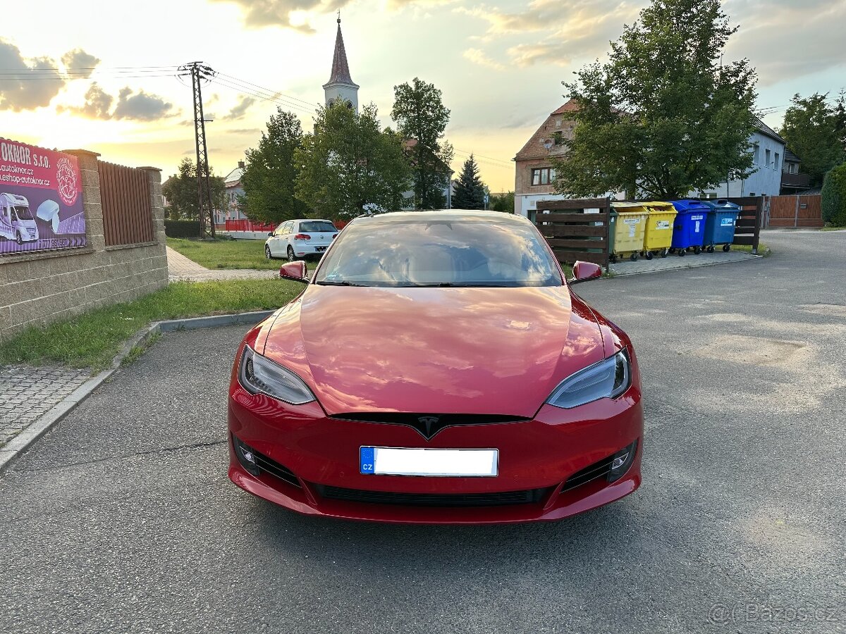 Tesla Model S 100D - 2