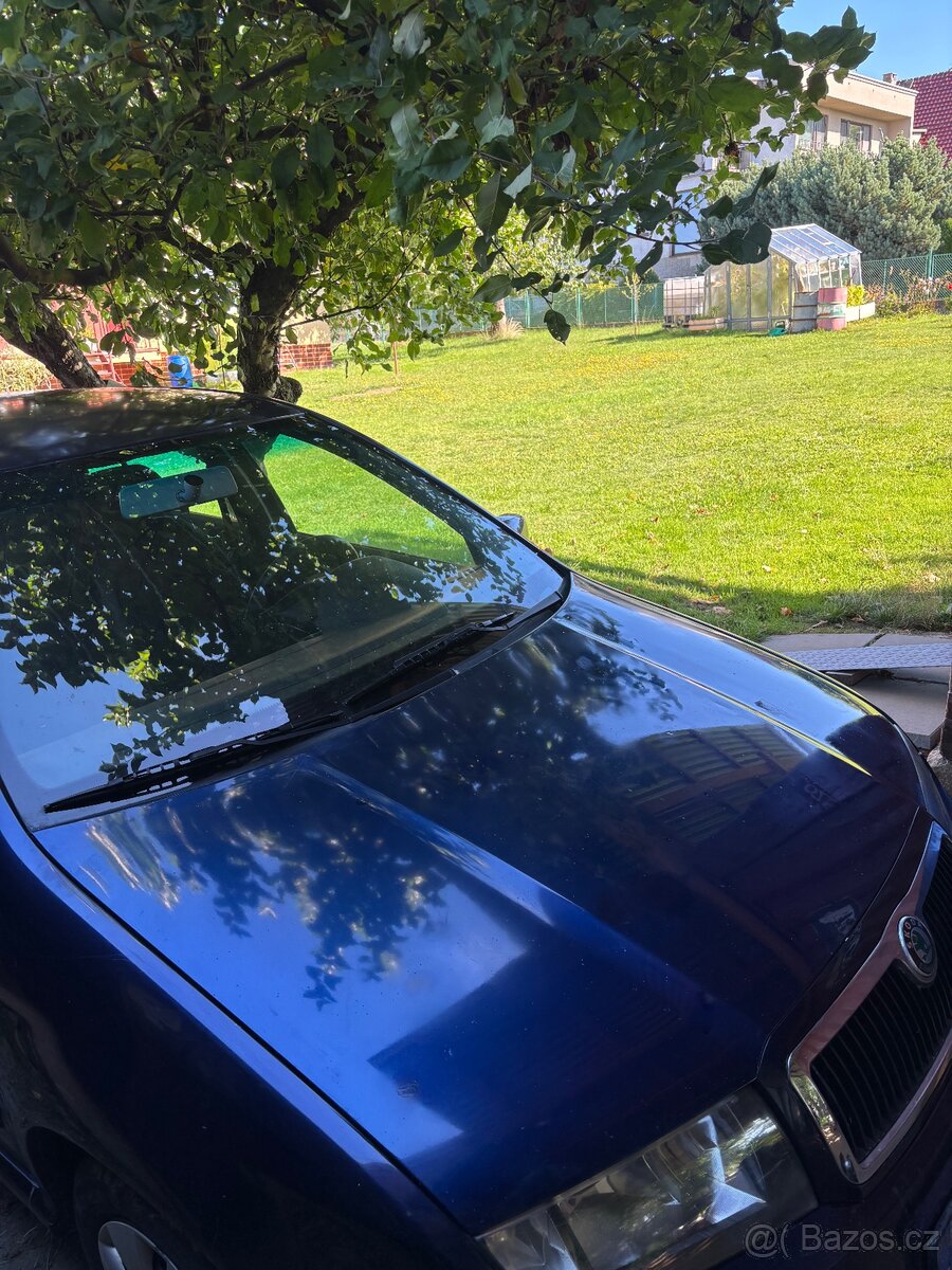 Škoda Fabia 1 kapota 9462 - 2