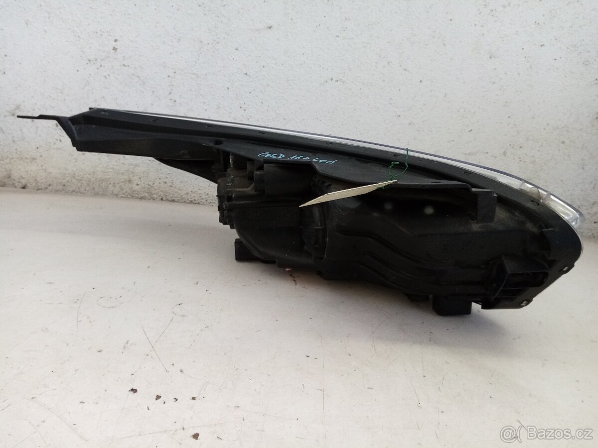 Levé přední světlo led Kia Ceed III - 2