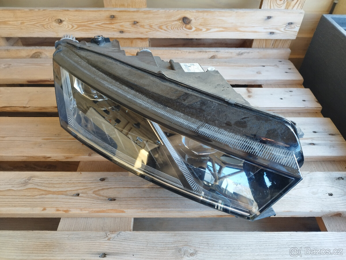 Octavia 4 full led matrix světlo pravé - 2