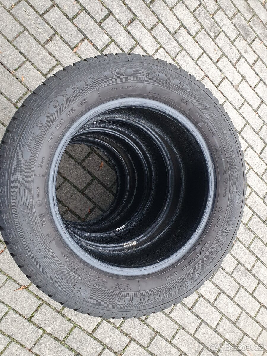 Goodyear Vector 4seasons 195/65 R15 - 2