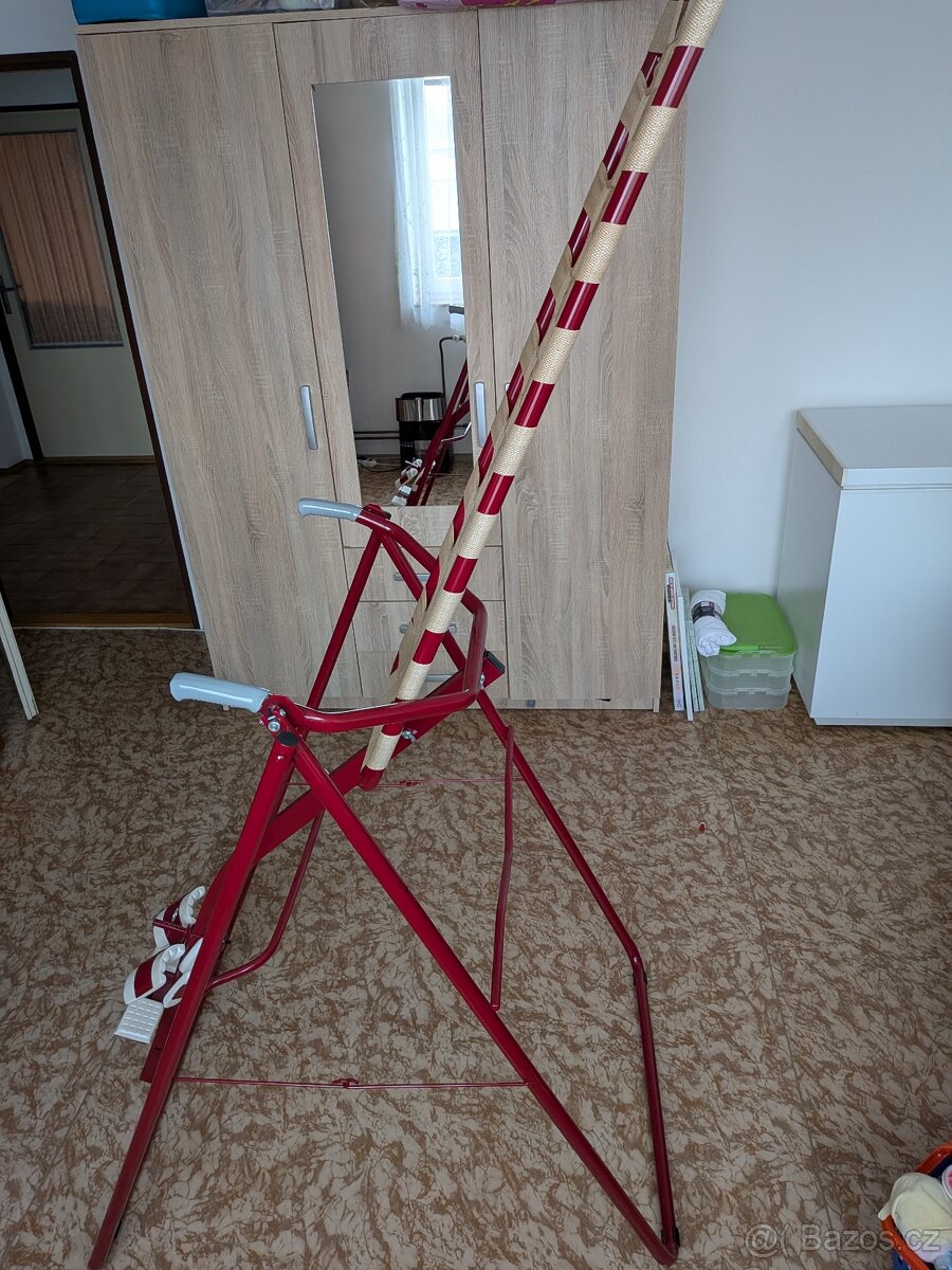 Autotrakční lehátko - 2