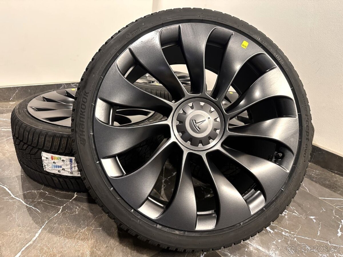 Original kolesa Tesla Model Y r21 zimní - 2
