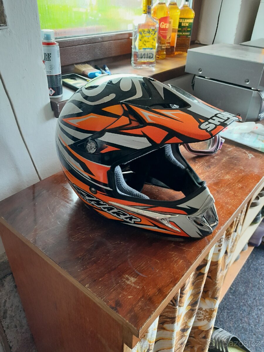 Krosová helma,dobrý stav - 2