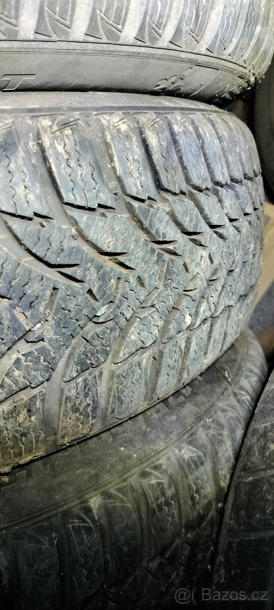 Zimní pneu Kumho 175/60 r15 - 2