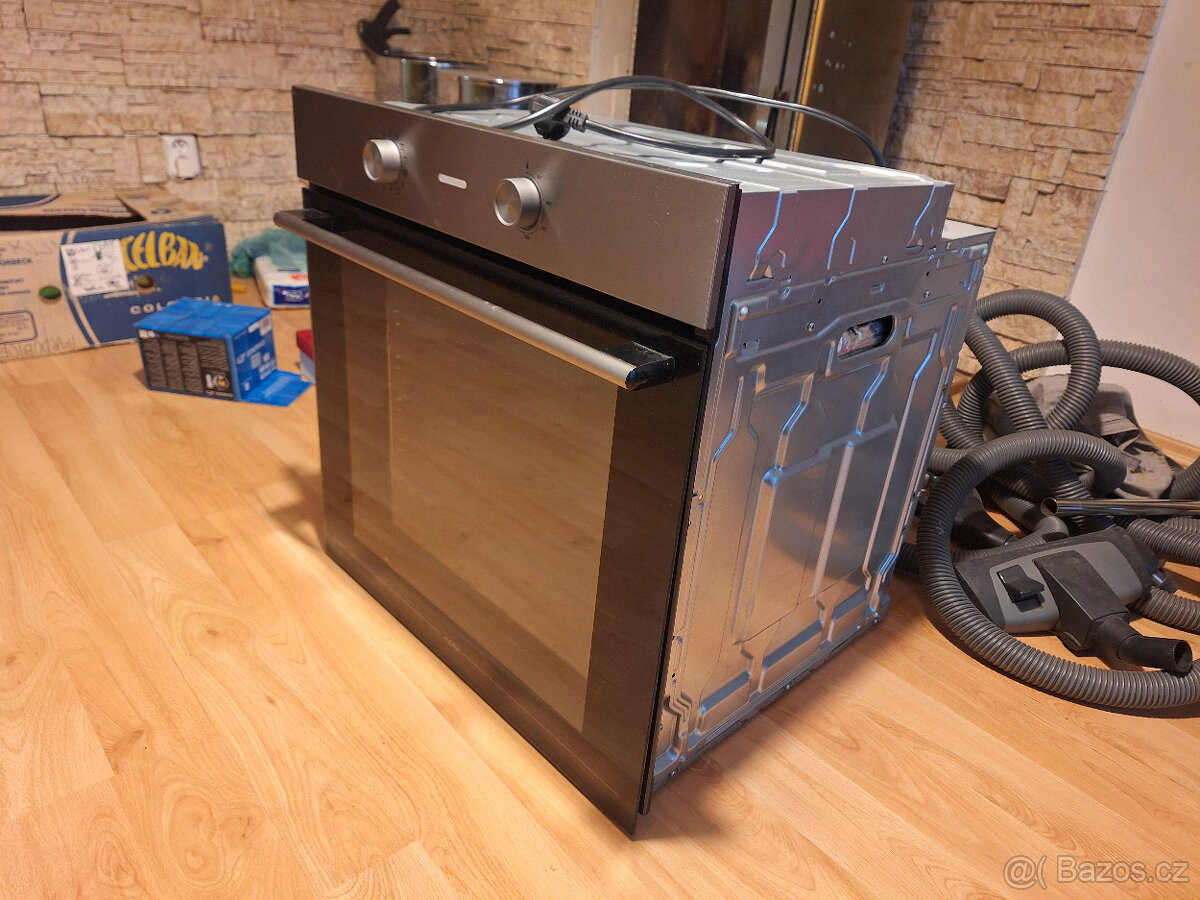 vestavná trouba Mora VT522CT - 2