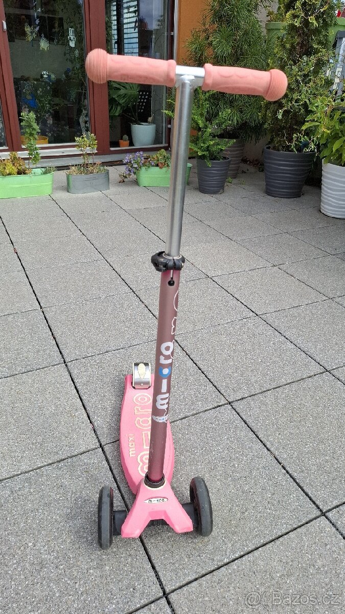 Koloběžka značka. MICRO MAXI - 2