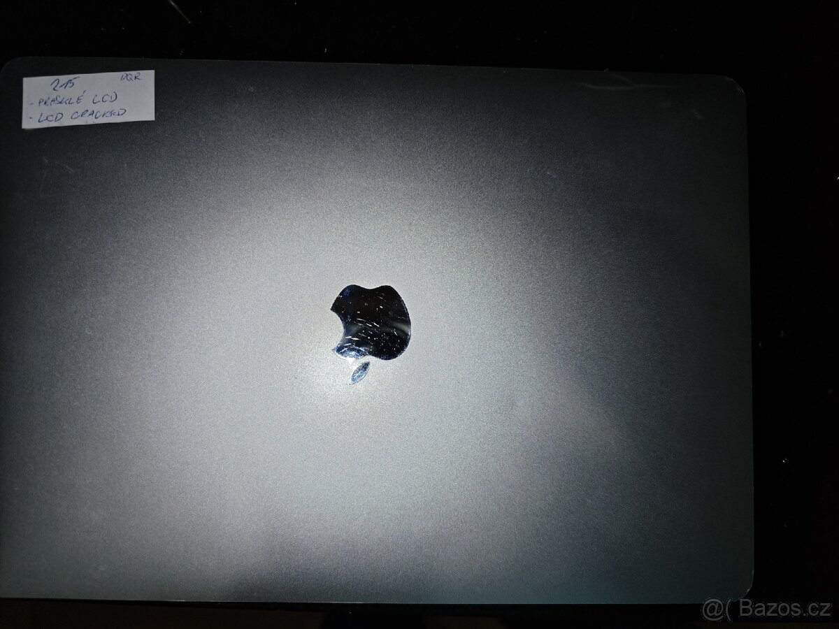 MacBook Pro 13" 2018 Touch Bar – prasklé LCD, plně funkční - 2