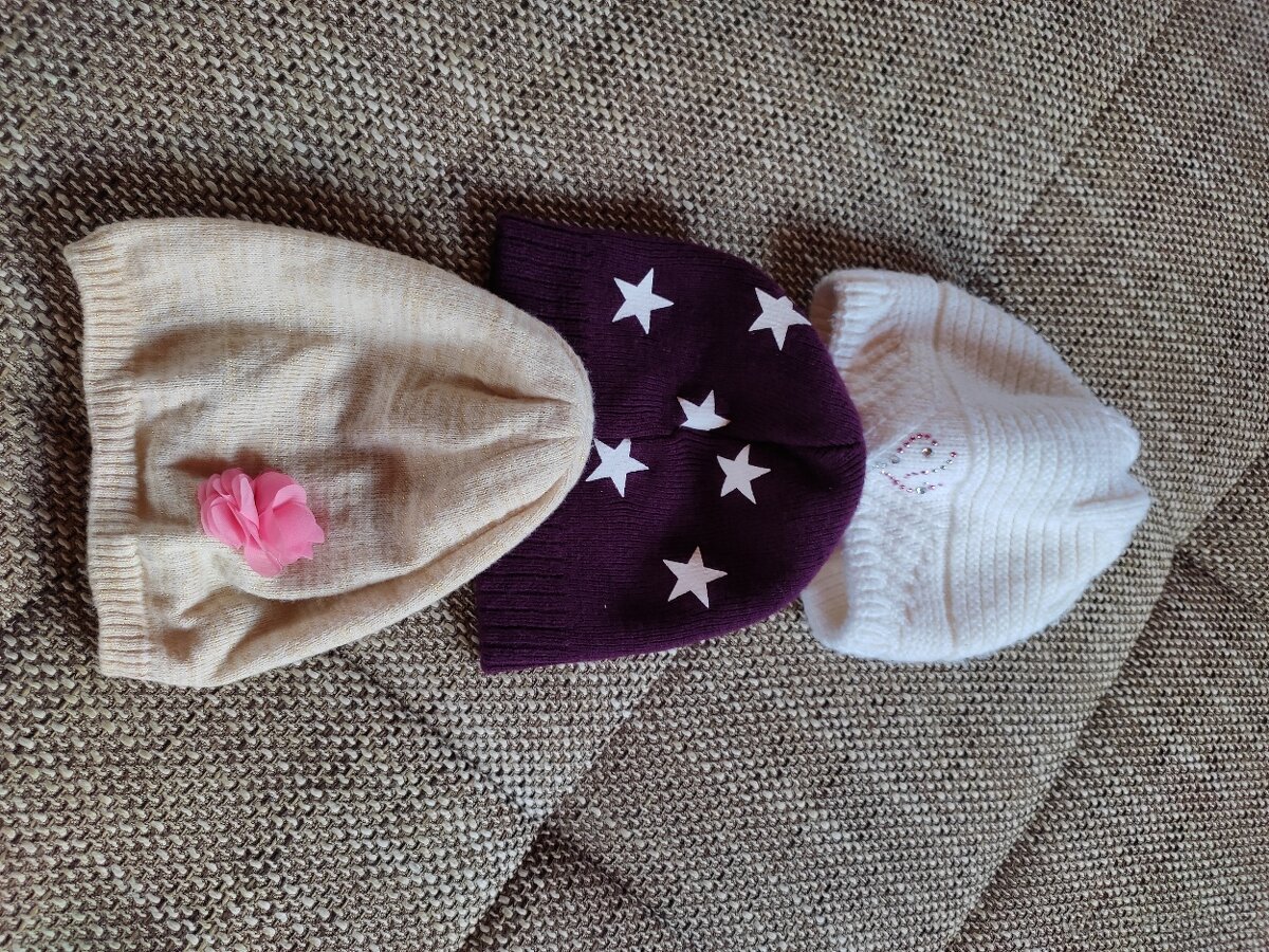 Čepice pro holčičku - 2