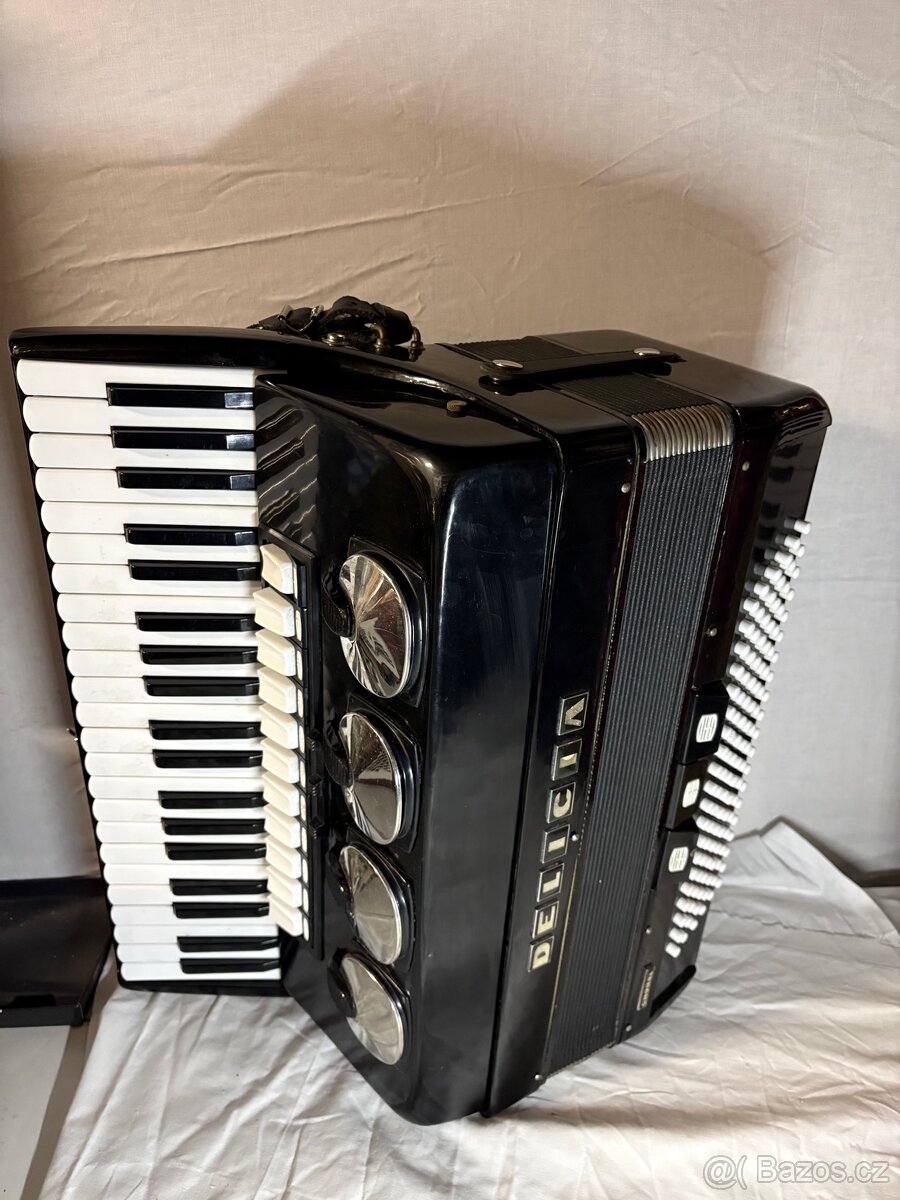 Delicia Choral 96basů - 2