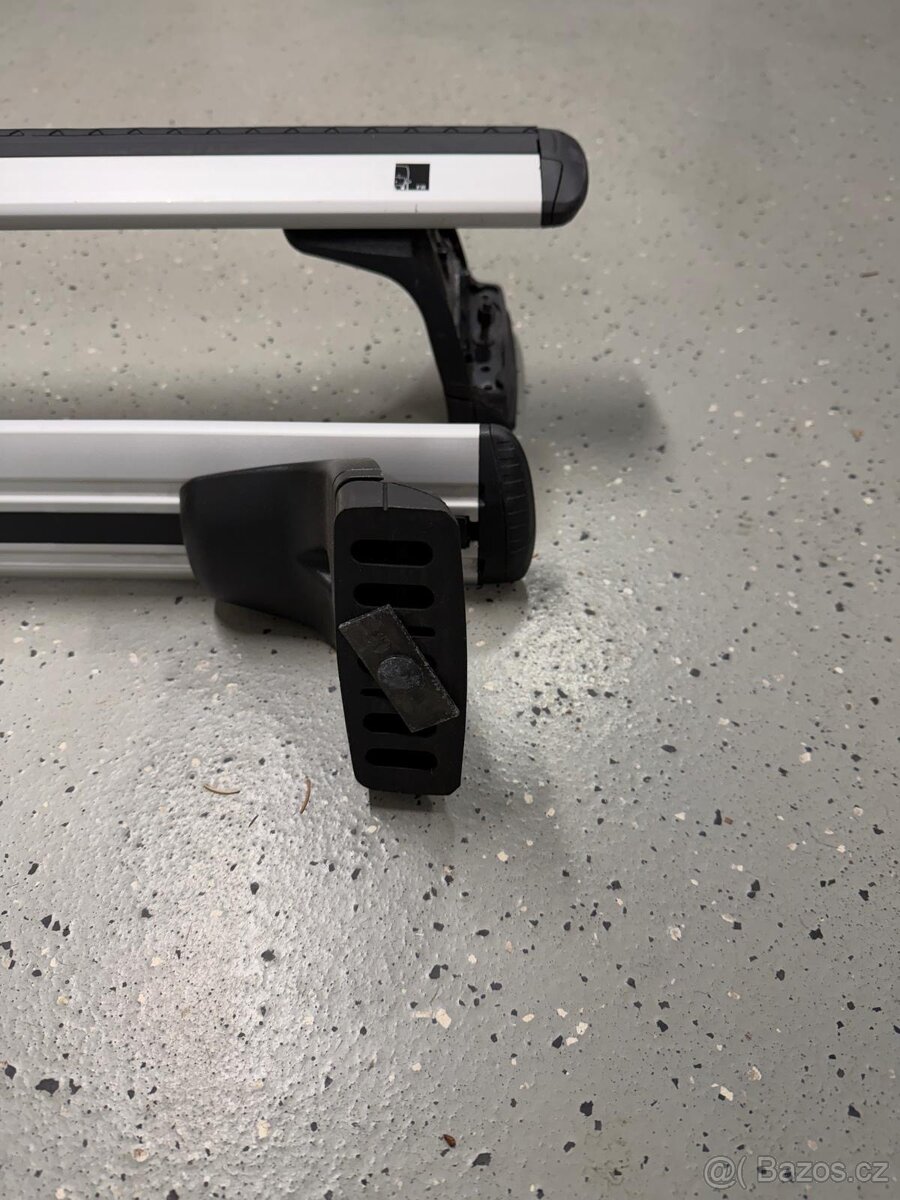 Střešní nosiče Thule WingBar (135 cm) - 2