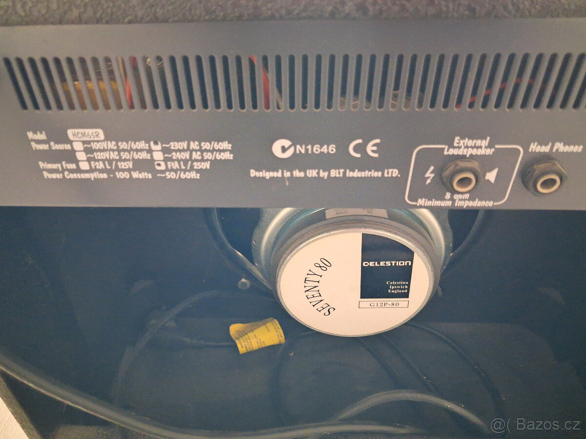 Kombo a stojan na kytaru - 2