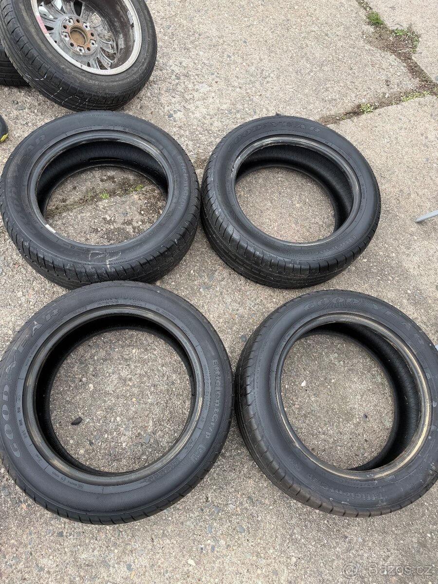 235/55 r18 - 2