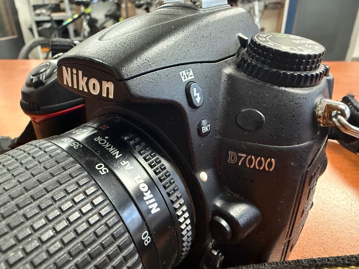 Nikon D7000 - 2