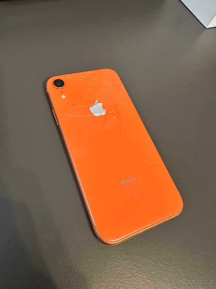 Apple iPhone XR - 2