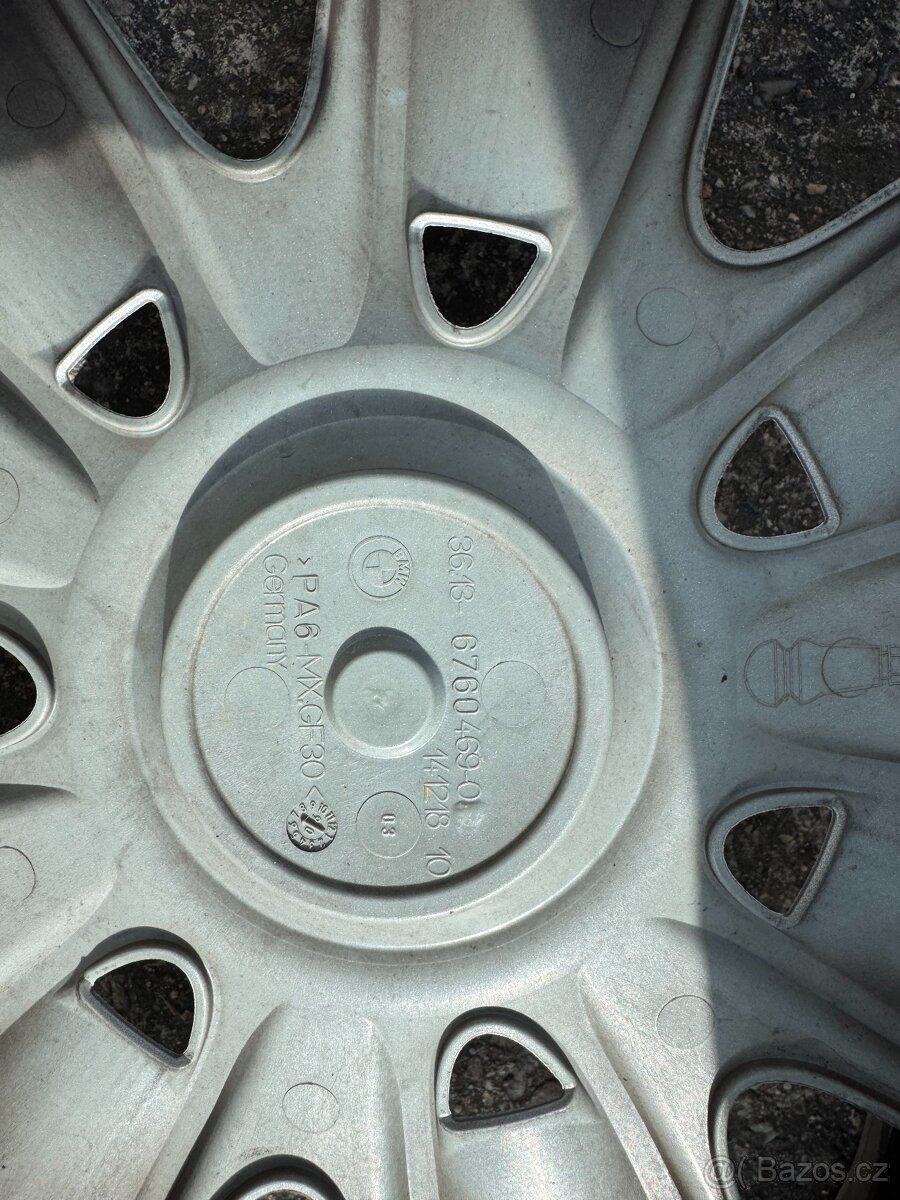 Poklice 16" originál BMW č. dílu: 6760469 - 2