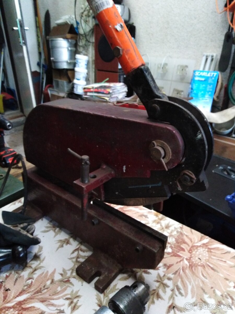 Nůžky pákové - 2